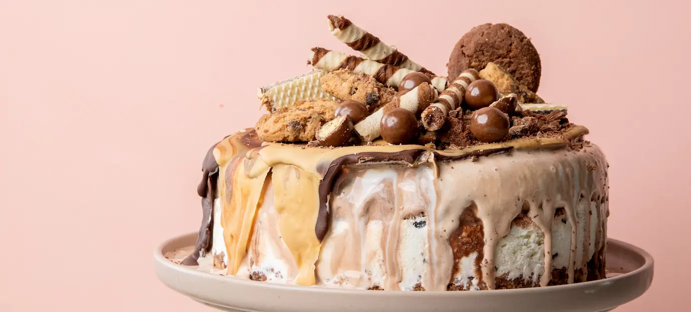 Cake celebrating Woolworths TASTE's 20th birthday